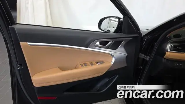 Genesis G70 2021 — ფოტო 26/34