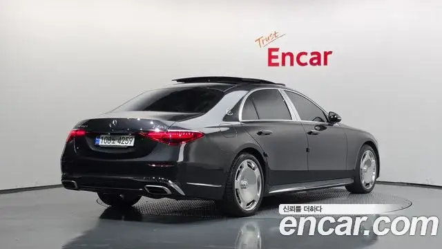 Mercedes-Benz S-Class 2023 — Şəkil 19/45