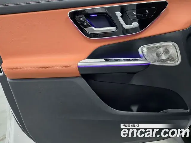 Mercedes-Benz GLC-Class 2026 — Фото 15/18
