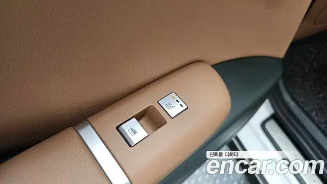 Hyundai Grandeur 2025 — Фото 19/20