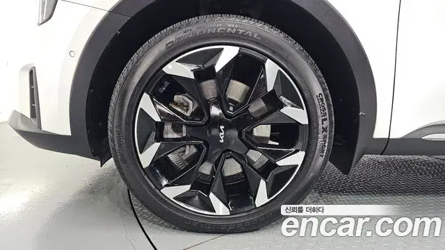 Kia Sorento 2023 — Photo 6/20