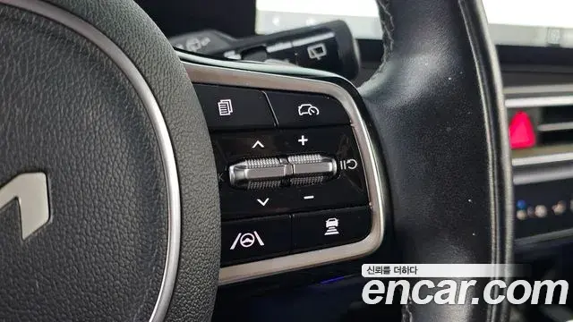 Kia Sorento 2023 — Photo 9/20