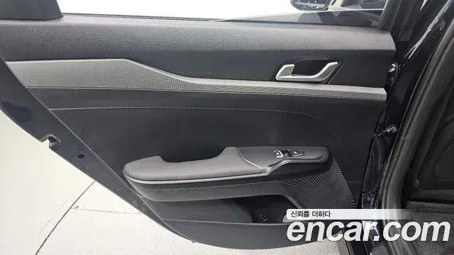 Kia K5 2026 — Photo 1/30