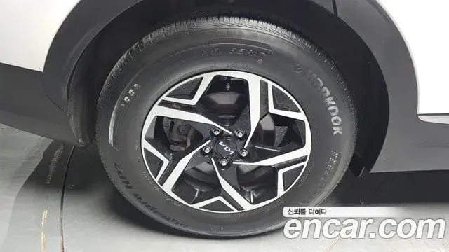 Kia Sportage 2021 — ფოტო 26/30