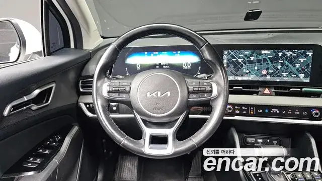 Kia Sportage 2021 — ფოტო 6/30