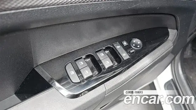 Kia Sportage 2021 — ფოტო 10/30