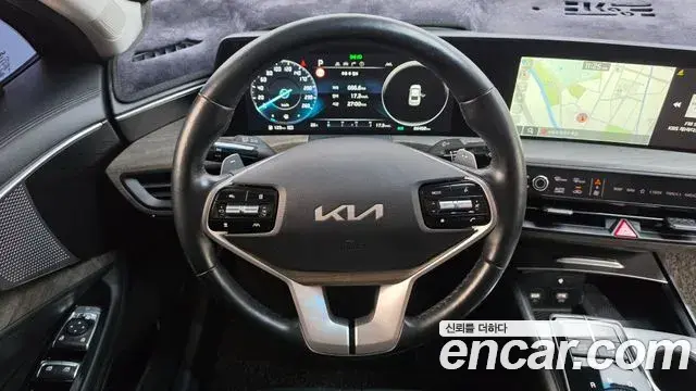 Kia K8 2021 — Şəkil 28/31