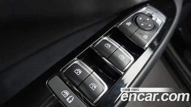 Kia K8 2021 — Şəkil 1/31
