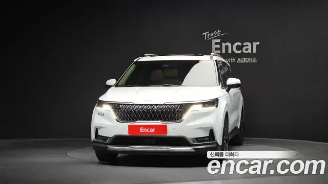 Kia Carnival 2023 — Фото 3/20