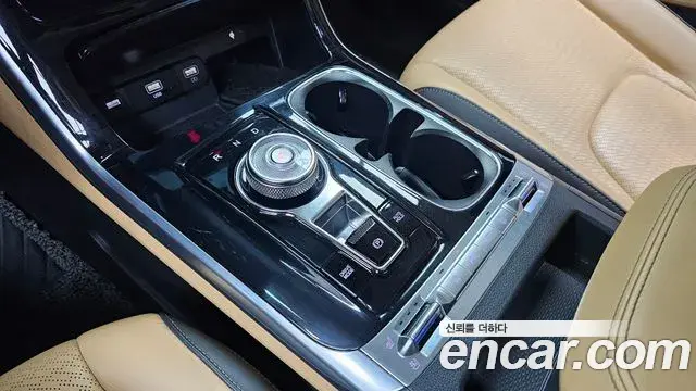 Kia Carnival 2023 — Фото 9/20