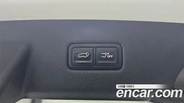 Kia Carnival 2023 — Фото 18/20