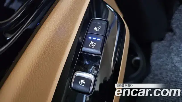 Kia Carnival 2023 — Фото 20/20
