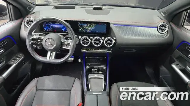 Mercedes-Benz EQA 2024 — Photo 18/33