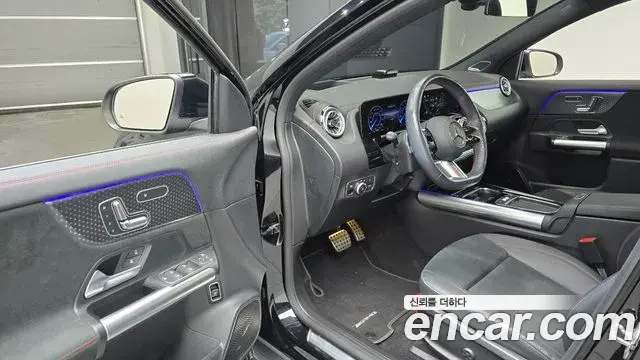 Mercedes-Benz EQA 2024 — Photo 32/33