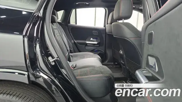 Mercedes-Benz EQA 2024 — Photo 19/33