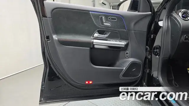 Mercedes-Benz EQA 2024 — Photo 2/33