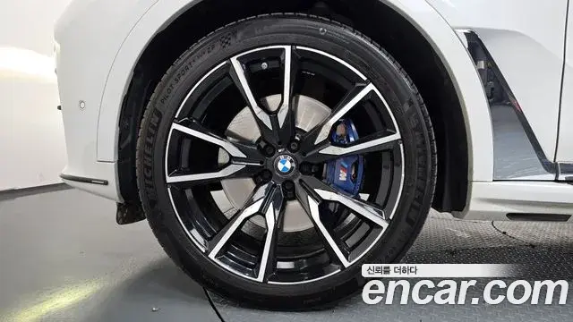 BMW X7 2021 — Фото 5/20