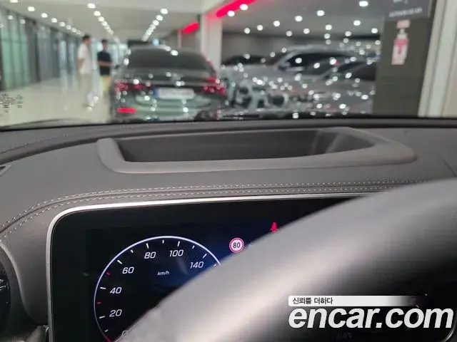 Mercedes-Benz GLC-Class 2025 — Фото 13/19