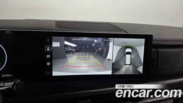 Hyundai Santa Fe 2023 — Фото 15/20