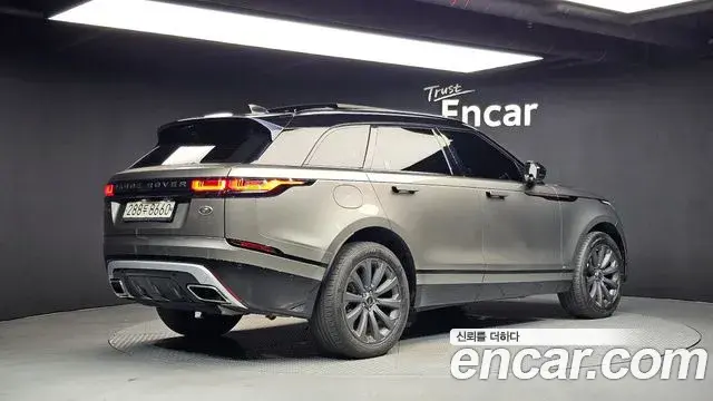 Land Rover Range Rover Velar 2019 — Şəkil 11/20
