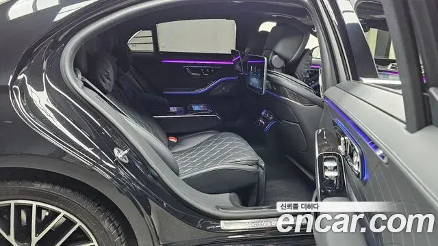 Mercedes-Benz S-Class 2022 — Фото 11/20