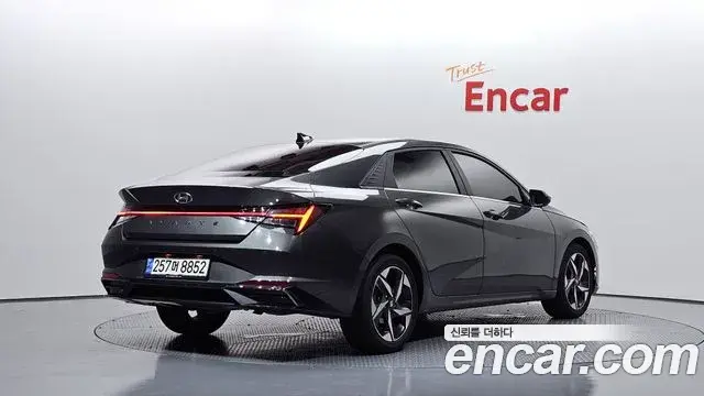 Hyundai Avante 2021 — Фото 2/20