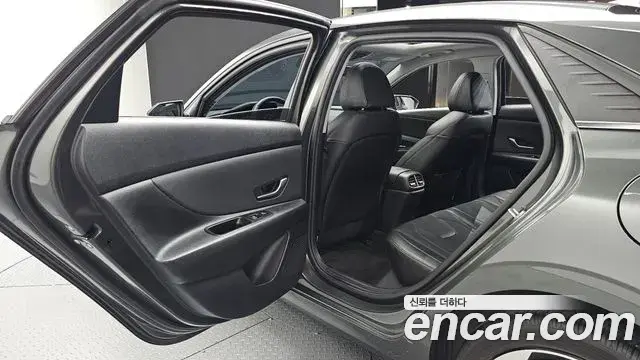 Hyundai Avante 2021 — Фото 12/20