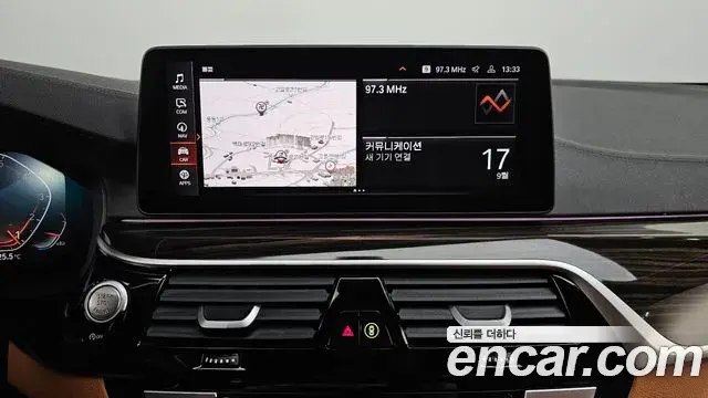 BMW 5 Series 2022 — Фото 14/20