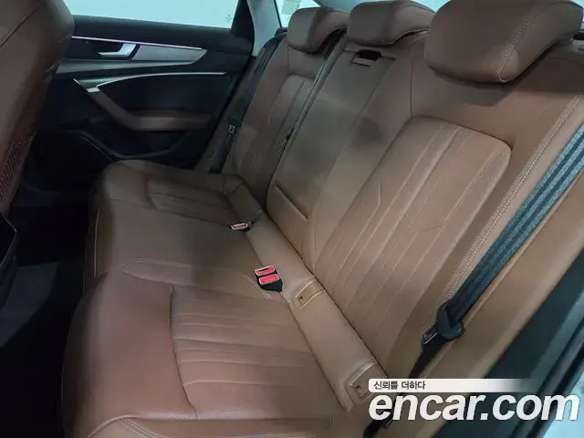 Audi A6 2024 — Фото 11/19