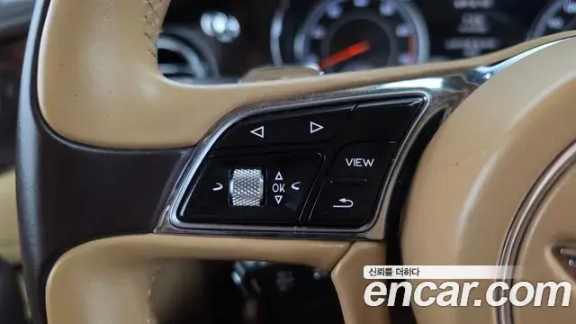Bentley Bentayga 2018 — Photo 42/47