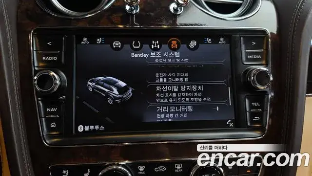 Bentley Bentayga 2018 — Photo 15/47