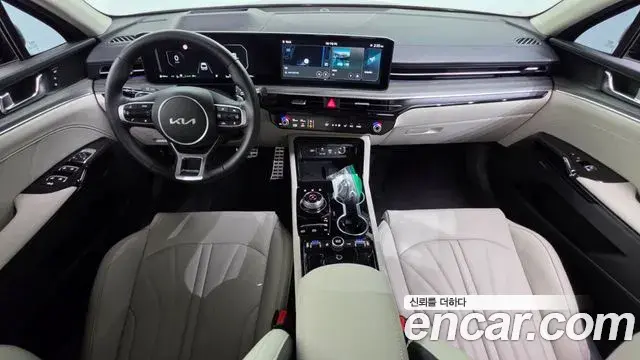 Kia K5 2025 — ფოტო 34/39