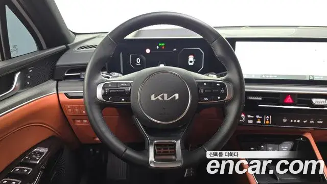 Kia K5 2025 — Photo 16/34