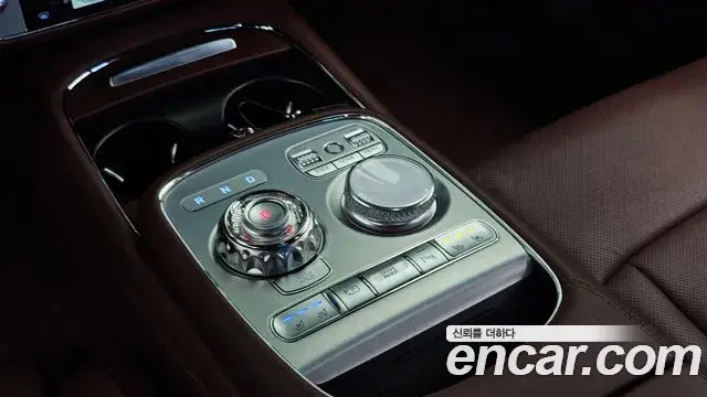 Genesis G90 2024 — Фото 9/20