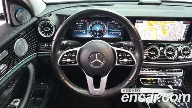 Mercedes-Benz E-Class 2020 — Фото 13/20