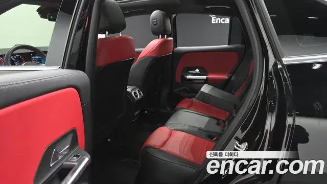 Mercedes-Benz GLA-Class 2022 — Фото 11/20