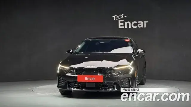 Kia K5 2025 — Şəkil 13/30