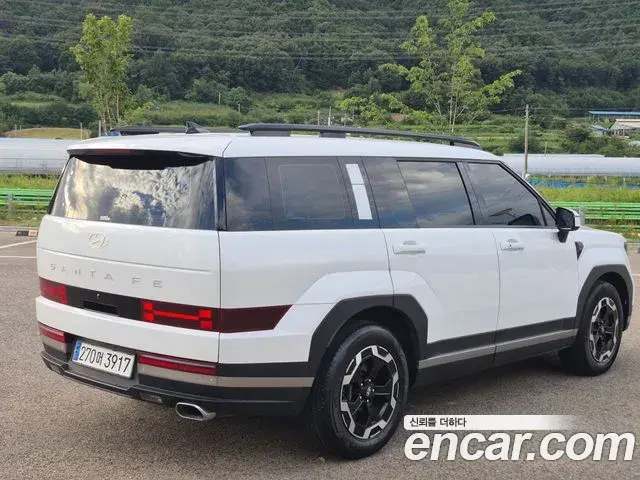 Hyundai Santa Fe 2023 — Фото 1/20