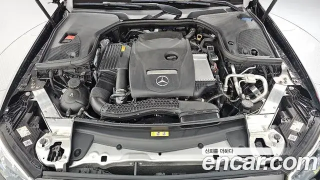 Mercedes-Benz E-Class 2022 — Фото 6/20