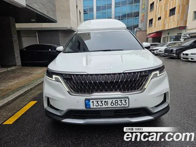 Kia Carnival 2023 — Фото 2/15