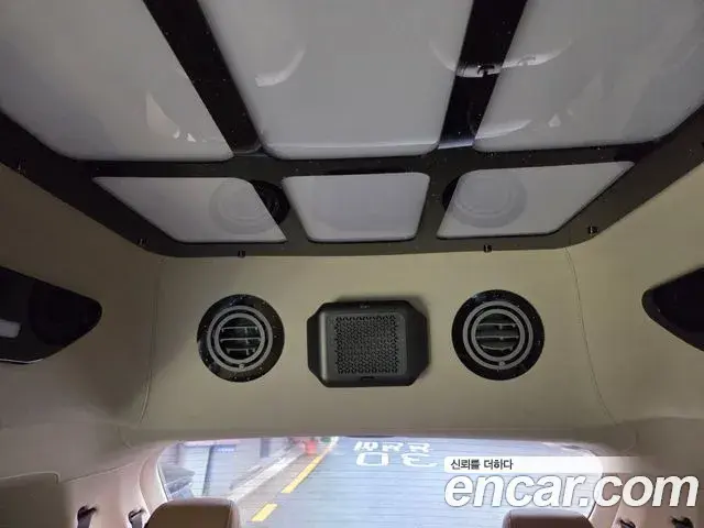 Kia Carnival 2023 — Фото 5/15