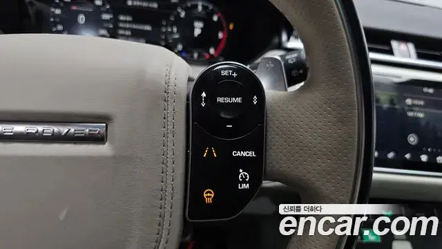 Land Rover Range Rover Velar 2018 — ფოტო 7/41