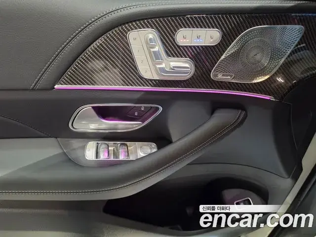Mercedes-Benz GLE-Class 2025 — Фото 12/20