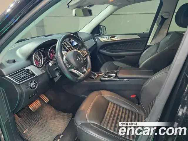 Mercedes-Benz GLE-Class 2018 — ფოტო 5/20