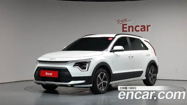 Kia Niro 2026 — Фото 1/20