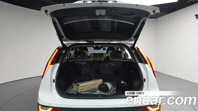 Kia Niro 2026 — Фото 20/20