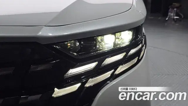 Toyota Alphard 2025 — Photo 30/38