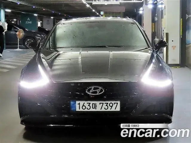 Hyundai Sonata 2021 — Фото 2/20