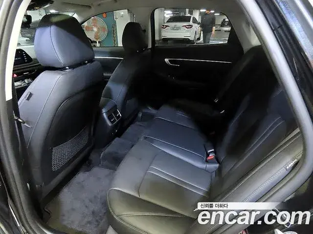Hyundai Sonata 2021 — Фото 11/20