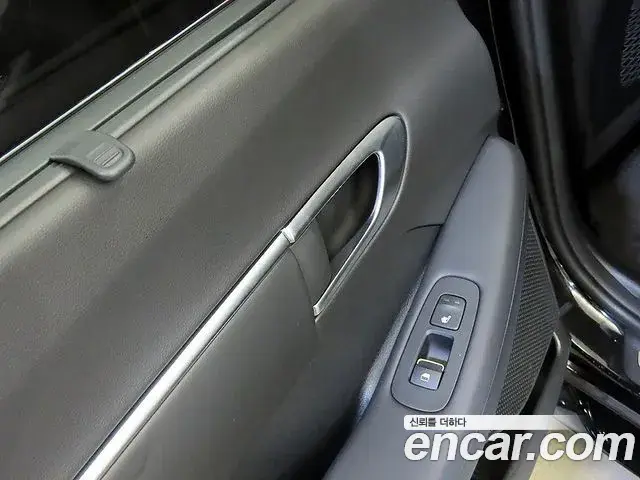 Hyundai Sonata 2021 — Фото 19/20